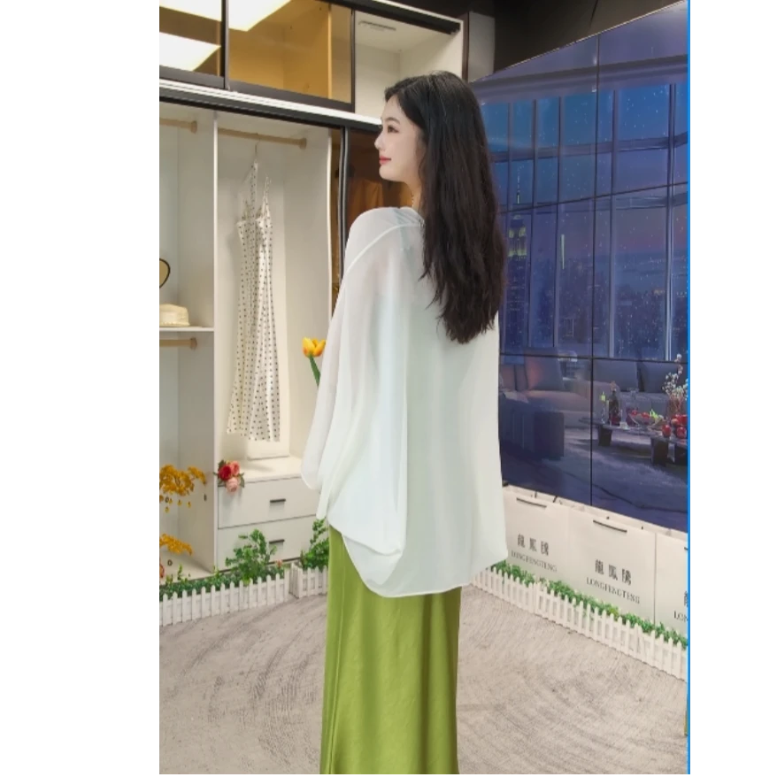 夏季纯色学院风尖领短款网纱开衫米杏色气质披风女士仙气外搭