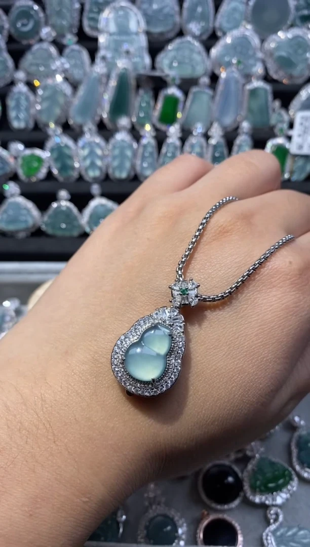 【闪购商品】翡翠颈饰未镶嵌翡翠