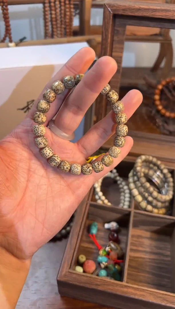 手串星月菩提大眼睛