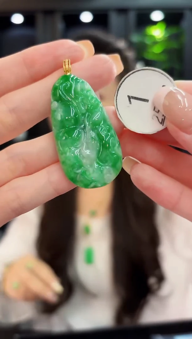 吊坠(不含链)18K金镶嵌翡翠 缅料A货/支持复检/一件