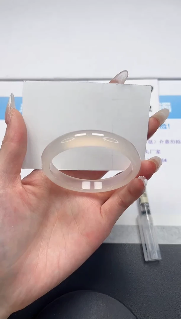 【闪购商品】石英质玉手镯未镶嵌V353-54.9