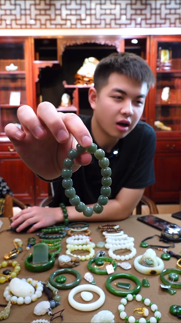 未镶嵌手链和田玉且末蓝卡12