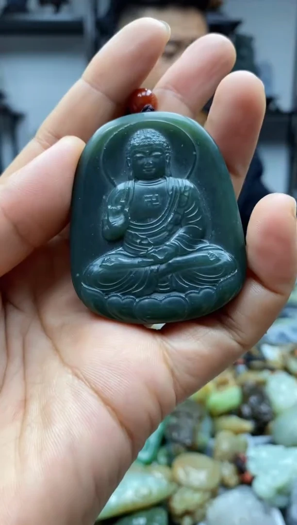 未镶嵌和田玉把件1