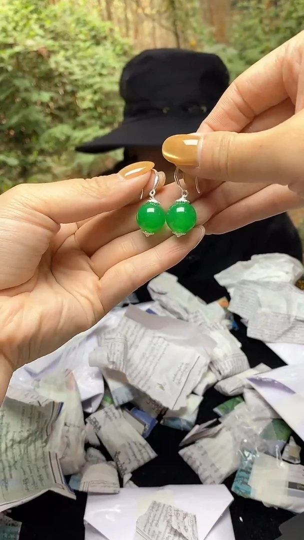 满色吊坠 所见即所得！！