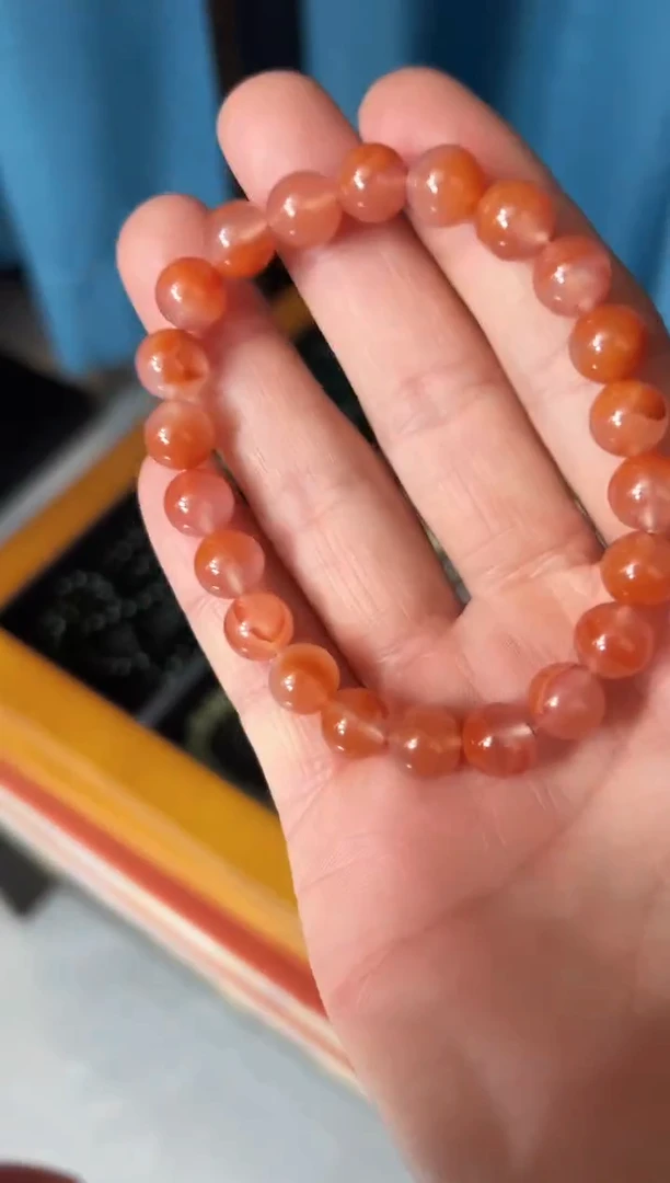 颈饰未镶嵌南红玛瑙手串