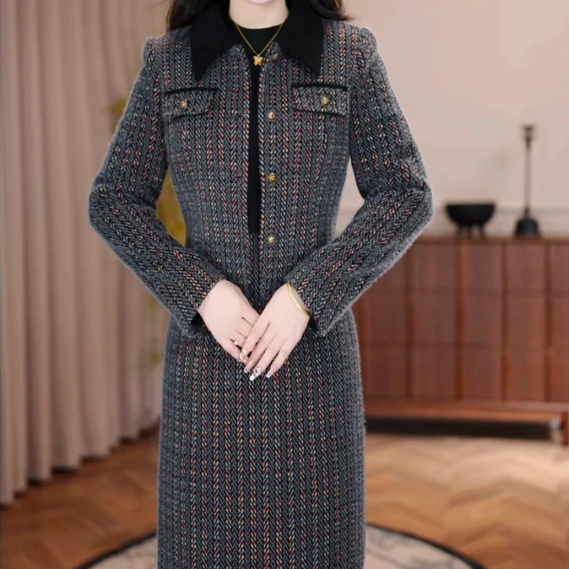 俏丽鑫源服饰【两件套】2025新款秋冬款气质优雅幻彩灰翻领连衣裙