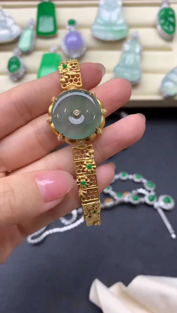 【闪购商品】翡翠手链18K金镶嵌569中国好珍宝