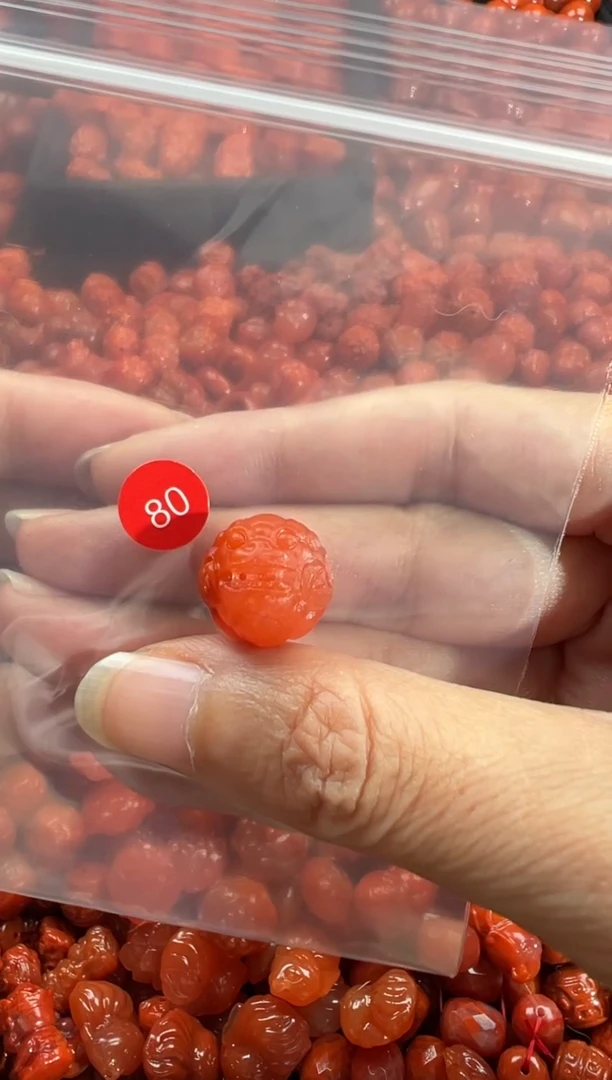 颈饰未镶嵌南红玛瑙1