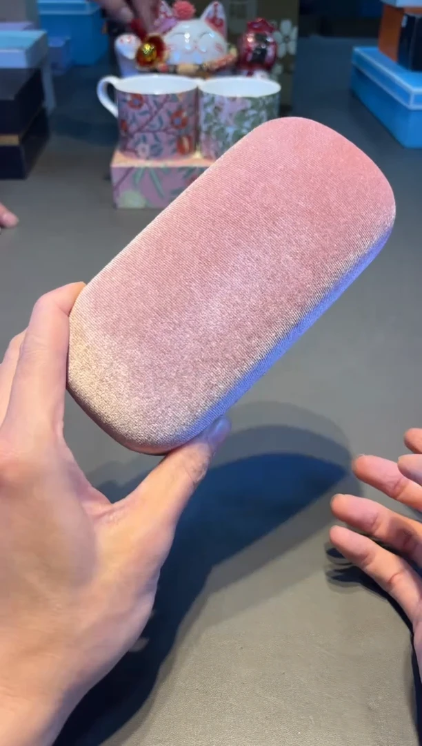 M粉 小新全球仓小新全球仓小新全球仓