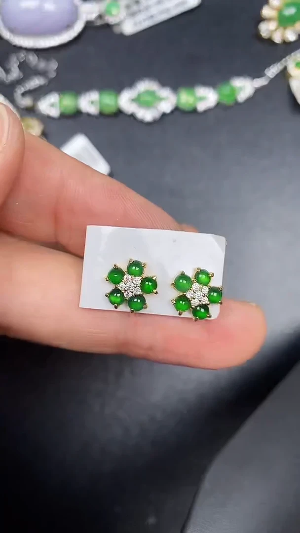 银S925镶嵌戒指翡翠2500