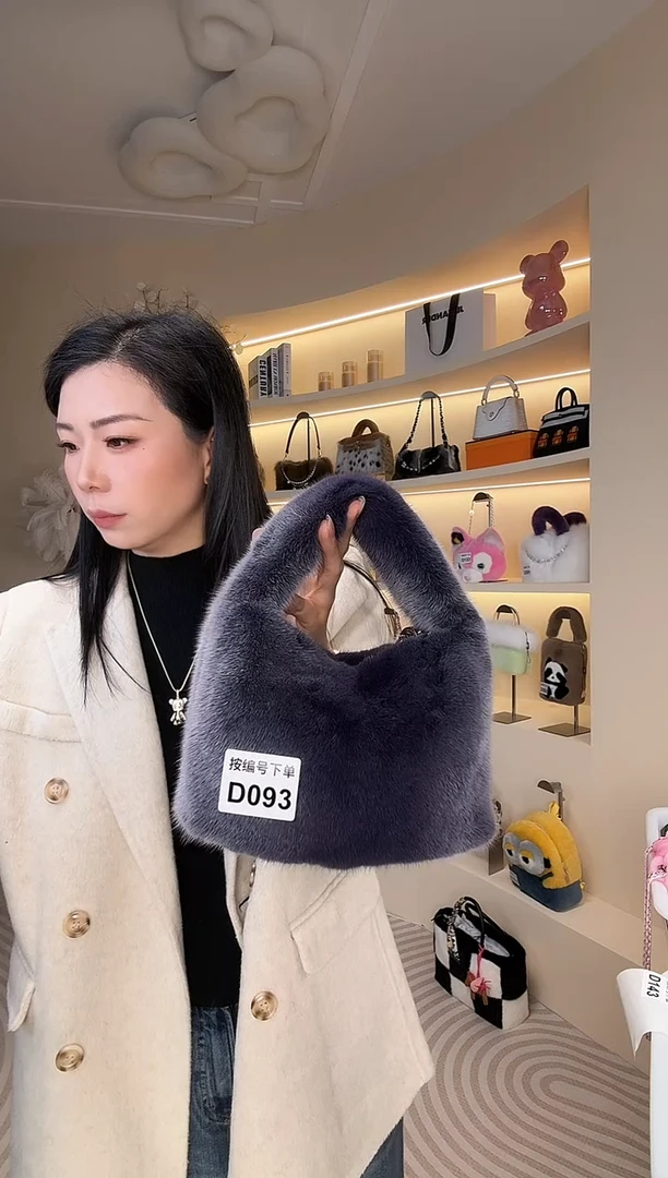 水貂毛【闪购商品】女包D093