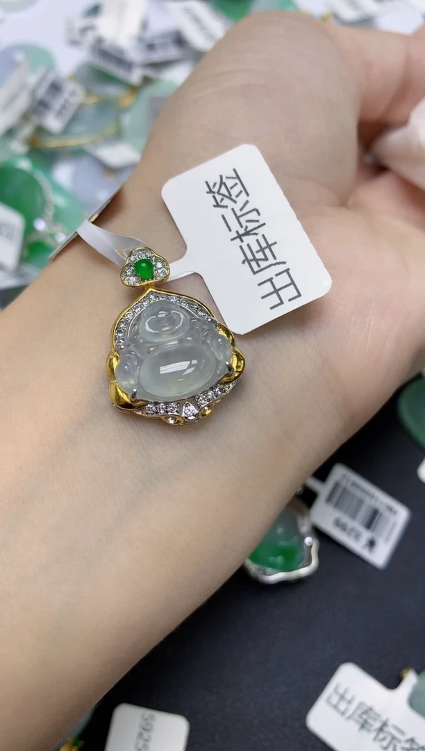 颈饰未镶嵌翡翠天然缅甸翡翠A货多样性发一件