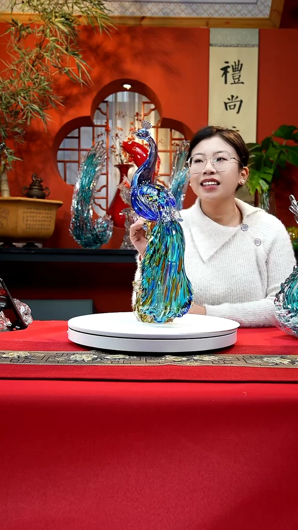 手工艺品琉璃孔雀