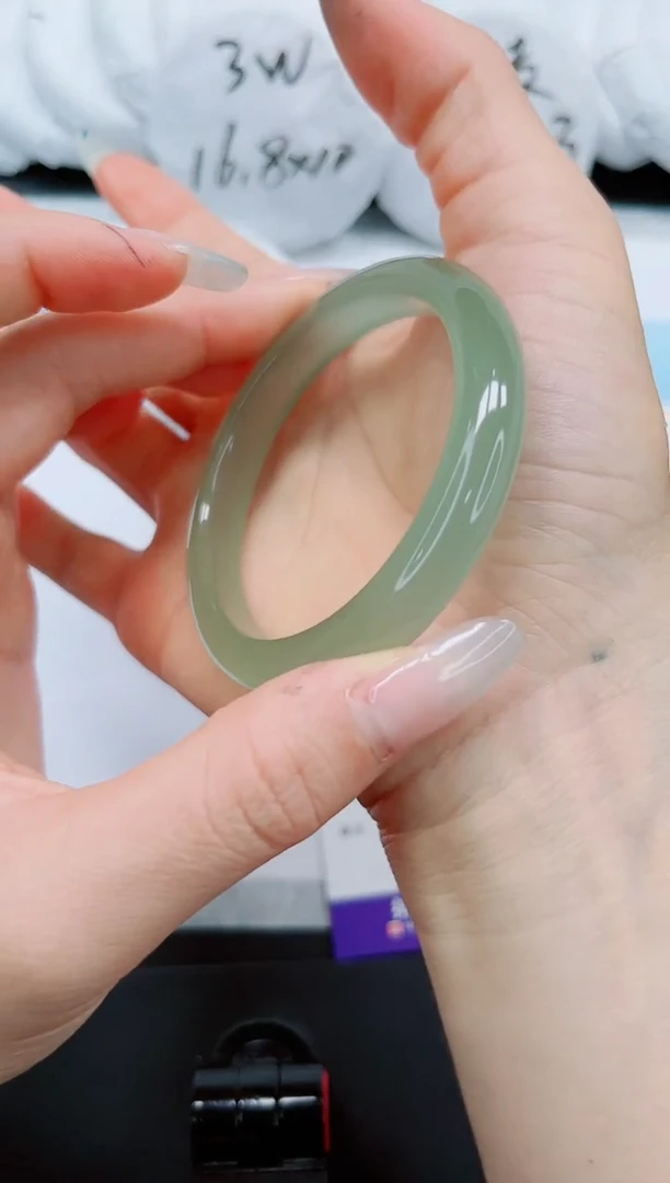 石英质玉手镯未镶嵌620-53.5