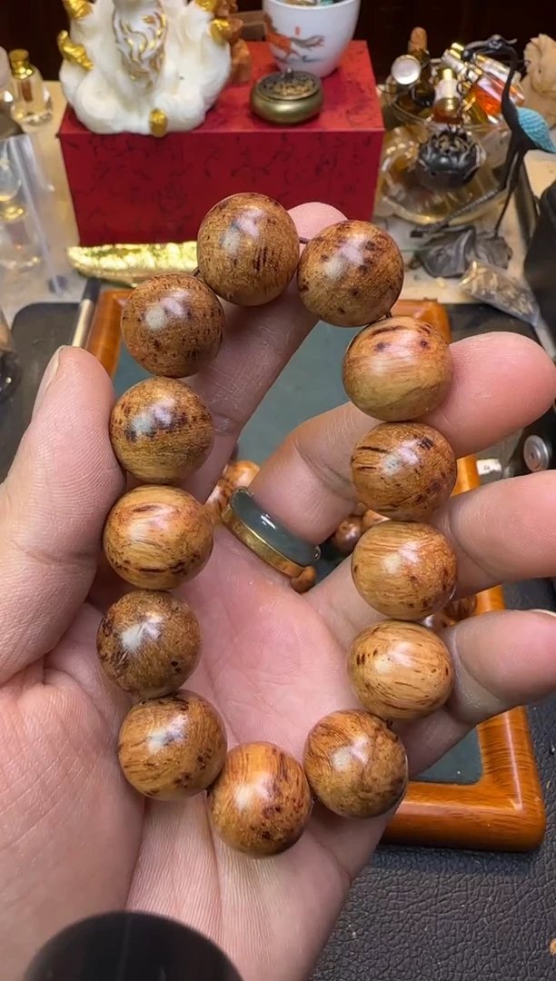 【闪购商品】黄花梨/降香黄檀手串/手链花梨单圈18mm油梨芝麻点