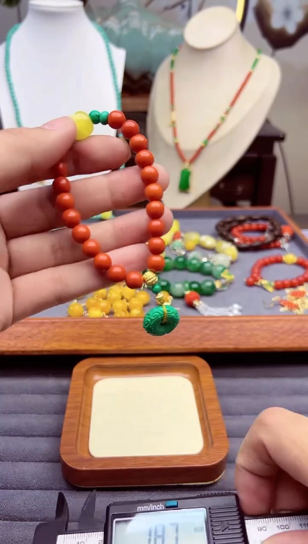 【闪购商品】南红玛瑙颈饰14K金镶嵌s16`````