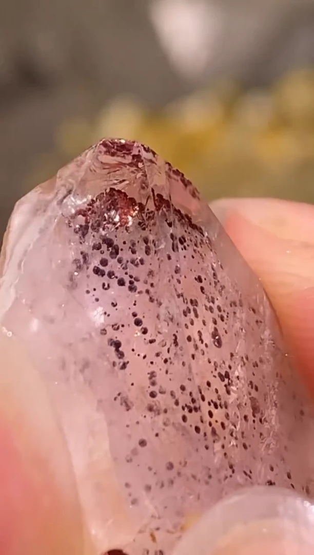 未镶嵌珠宝半成品水晶95号  红隐山花园水晶