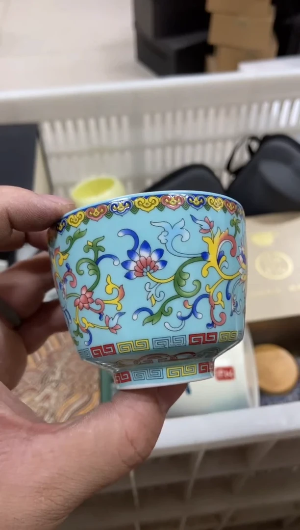 无运费险有瑕疵的摄影的产品有使用过的痕迹有点脏介意勿拍
