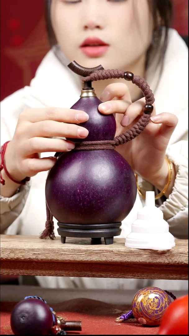 677号纯手工制作天然大漆真葫芦【不包全品介意慎拍】