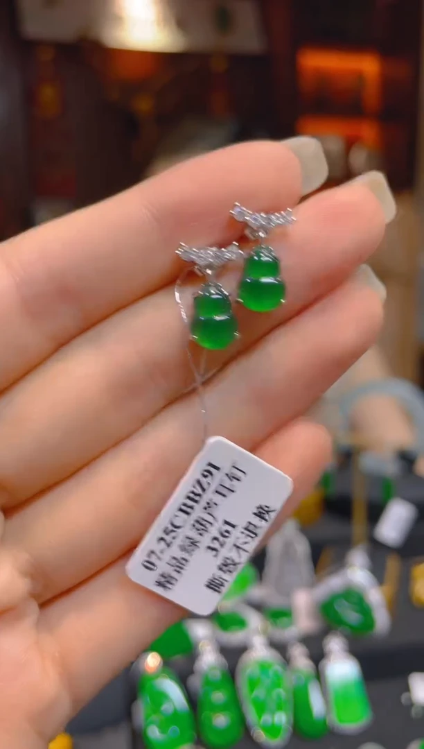 翡翠银S925镶嵌耳饰天然A货翡翠葫芦耳钉/137973