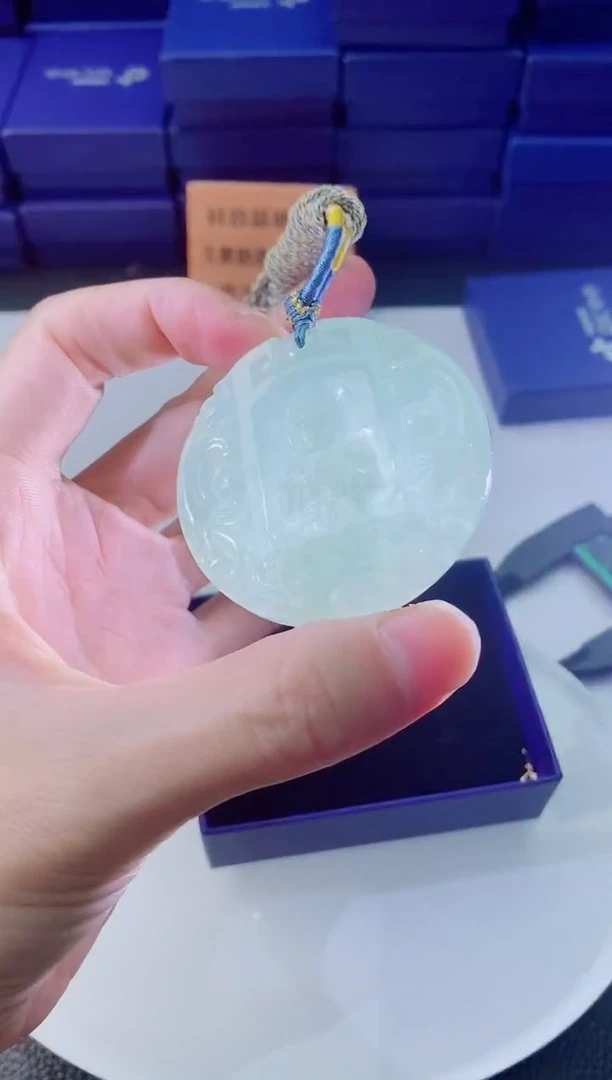 翡翠未镶嵌颈饰1111111111