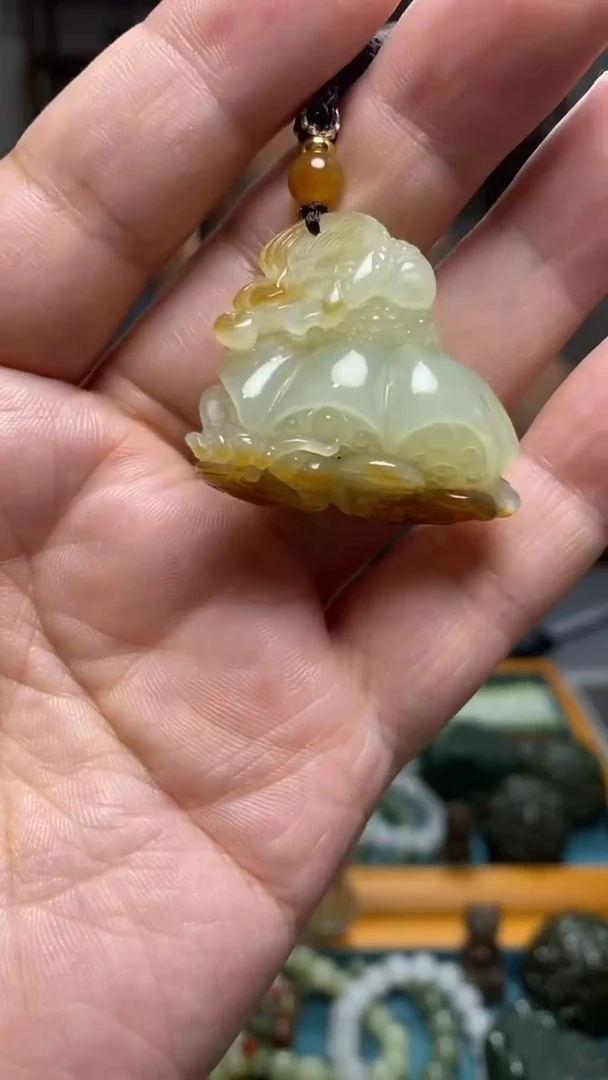 和田玉未镶嵌颈饰11
