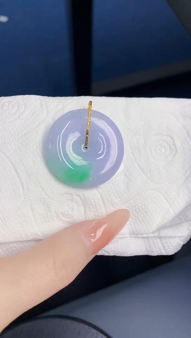 颈饰18K金镶嵌翡翠缅甸天然翡翠A货