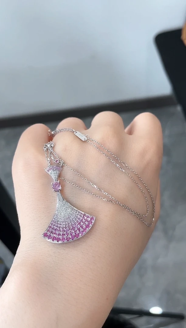 【闪购商品】钻石项链18K金镶嵌【kk珠宝】彩宝大裙子（紫）