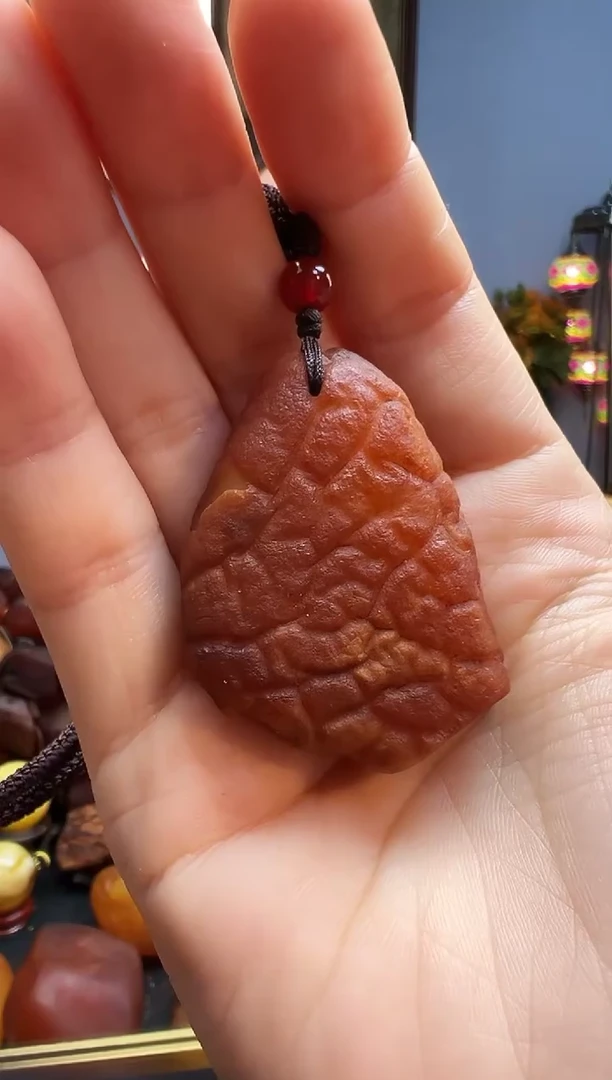 琥珀颈饰未镶嵌挂件
