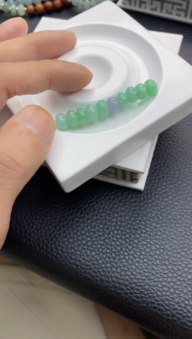 翡翠散珠27天然A货翡翠散珠