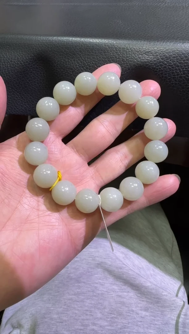 未镶嵌手串和田玉且末近矿高青白手串（产地直发）牌子