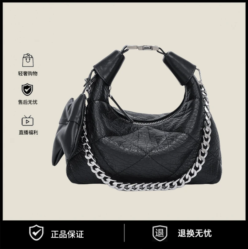 2025网红高级感斜挎单肩包包菱格饺子包纯色方形通勤风百搭洋气