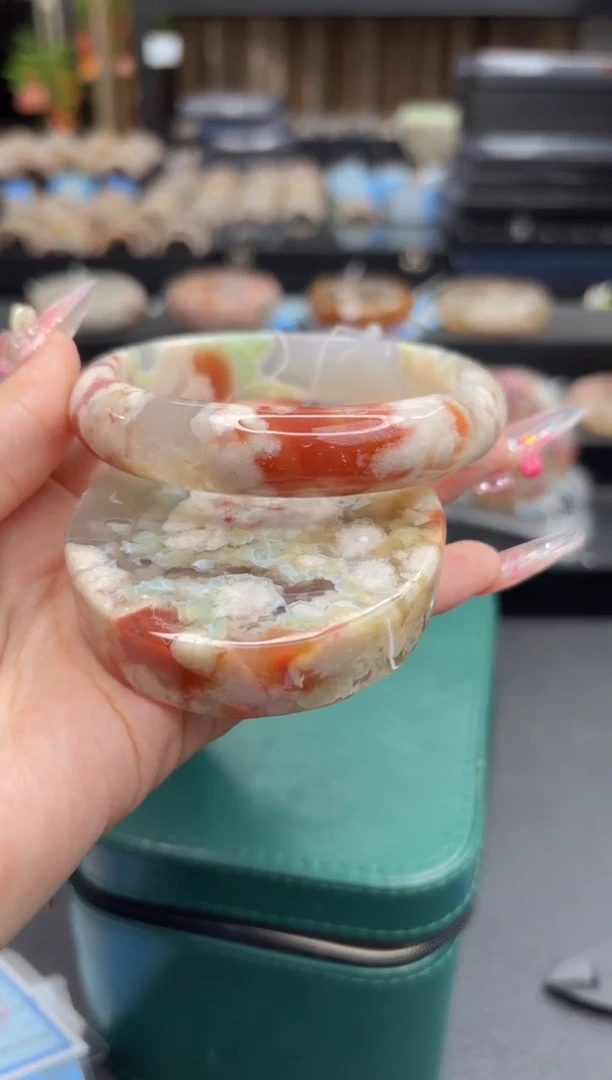 未镶嵌手镯石英质玉71(65圈赠送镯心)不退不换