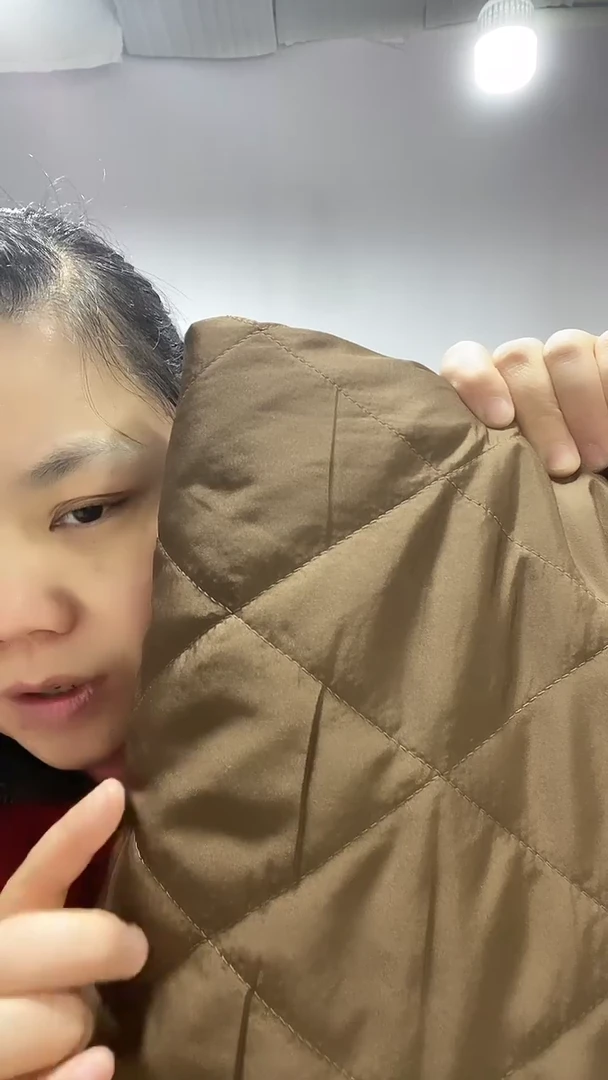 无纺布咖啡色绗线大菱形2米*1.5米