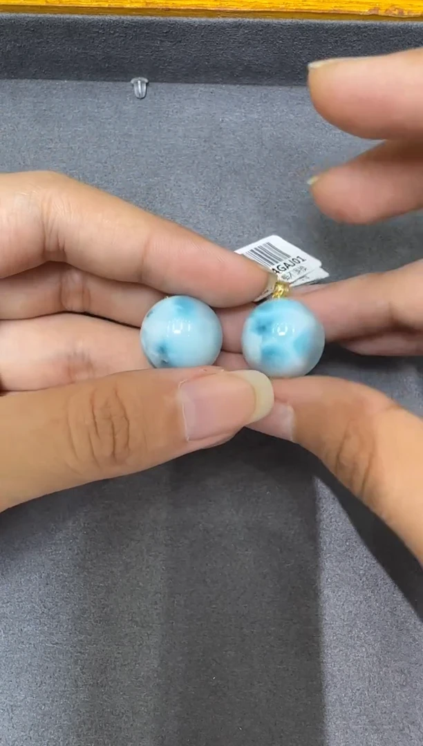 18K金镶嵌针钠钙石（海纹石）颈饰海纹石圆珠18K金吊坠多样性发一