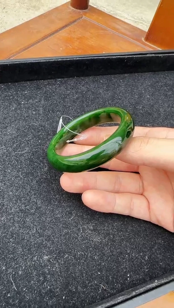 和田玉（碧玉）手镯未镶嵌55+圈口七号矿孤品