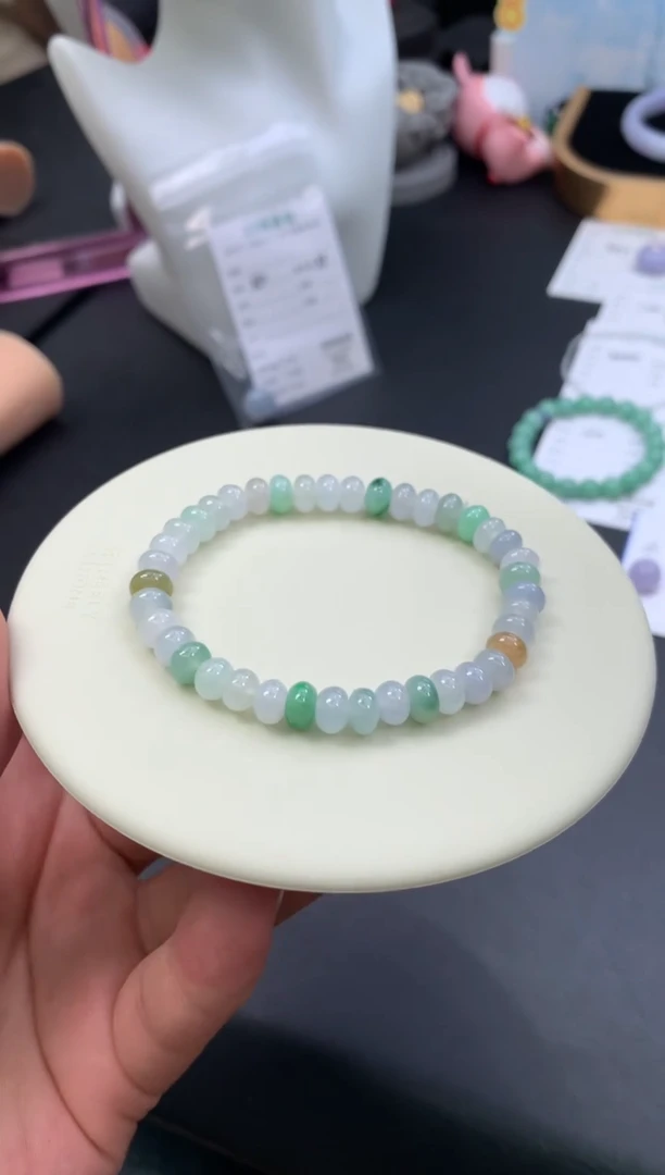 未镶嵌定制翡翠48小时鉴赏期 退货不扣服务费