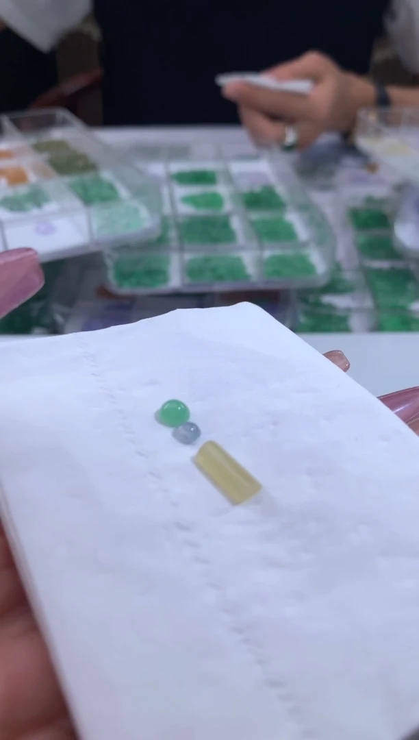 未镶嵌定制翡翠福*阁翡翠