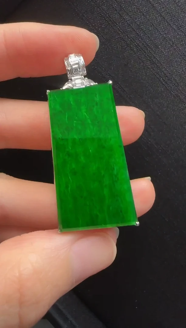 翡翠18K金镶嵌颈饰346无事牌一个