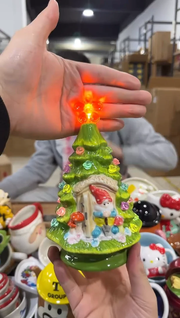 瓷片小号圣诞树蘑菇屋灯摆件