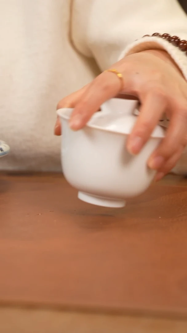 【闪购商品】杯景德镇白胎元宝盖碗