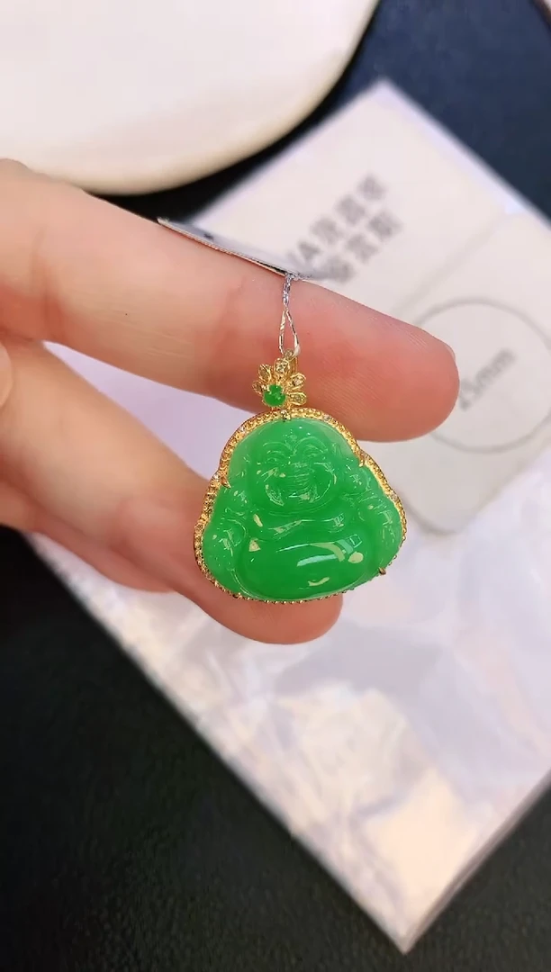 翡翠18K金镶嵌颈饰赠礼盒证书 麦麦