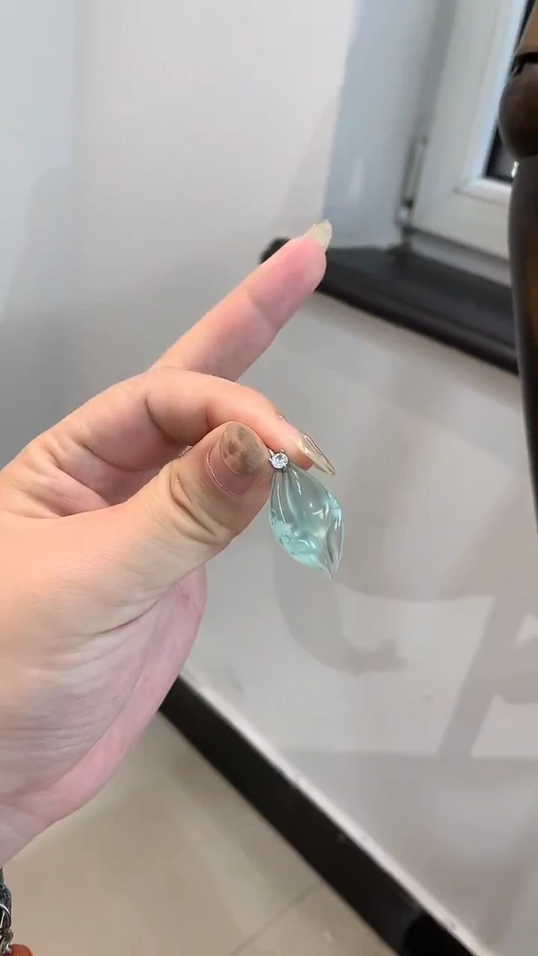 未镶嵌蛇纹石玉颈饰吊坠不带链子