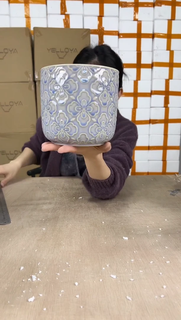 浮雕花朵淡紫15x14