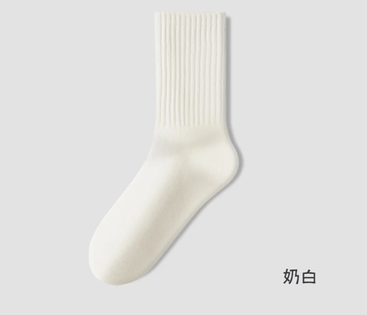 bosie简约百搭袜子