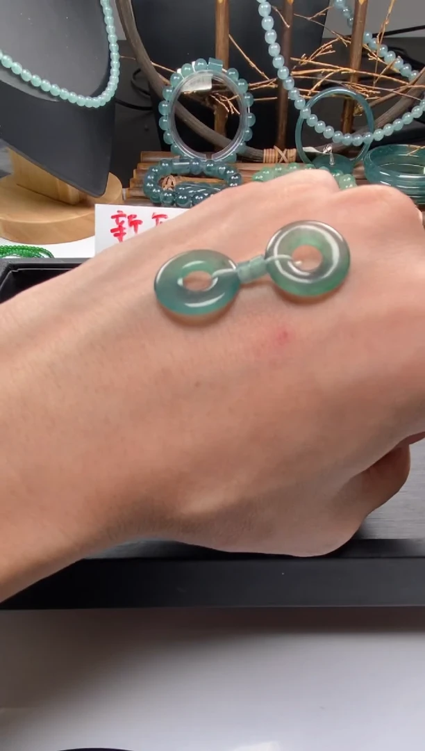 【闪购商品】翡翠手串未镶嵌多样性发货甜甜圈