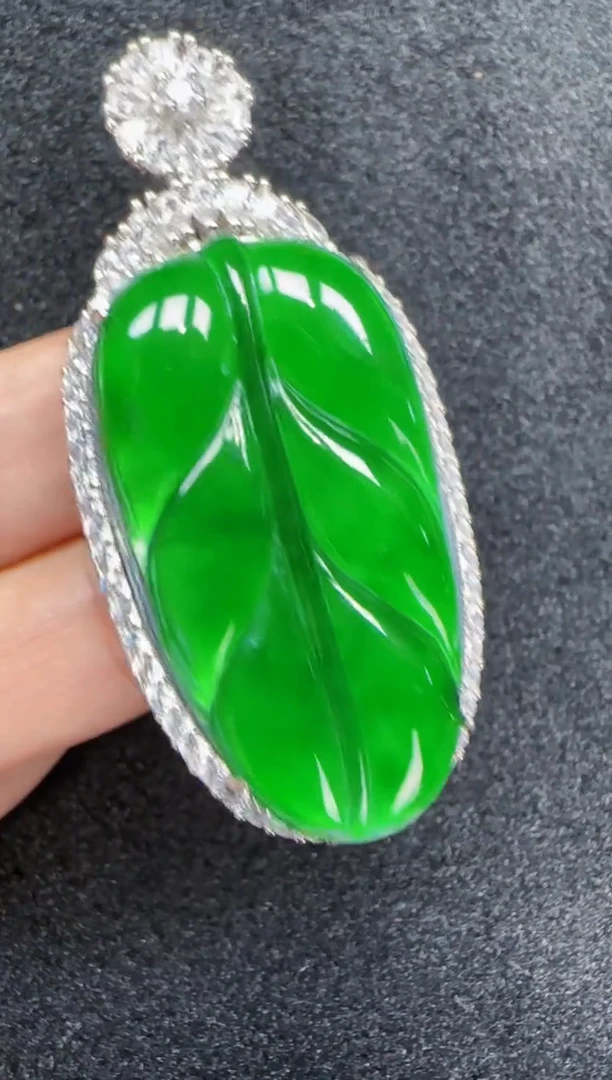 未镶嵌定制翡翠翡翠吊坠157