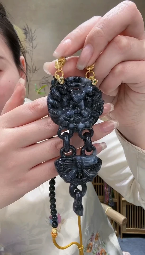 【闪购商品】翡翠颈饰未镶嵌吊坠