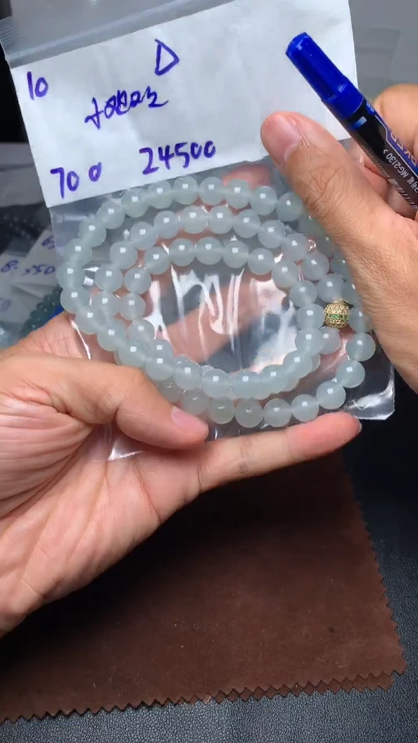 未镶嵌定制翡翠小*欢毛货需精细抛光 拍一发一