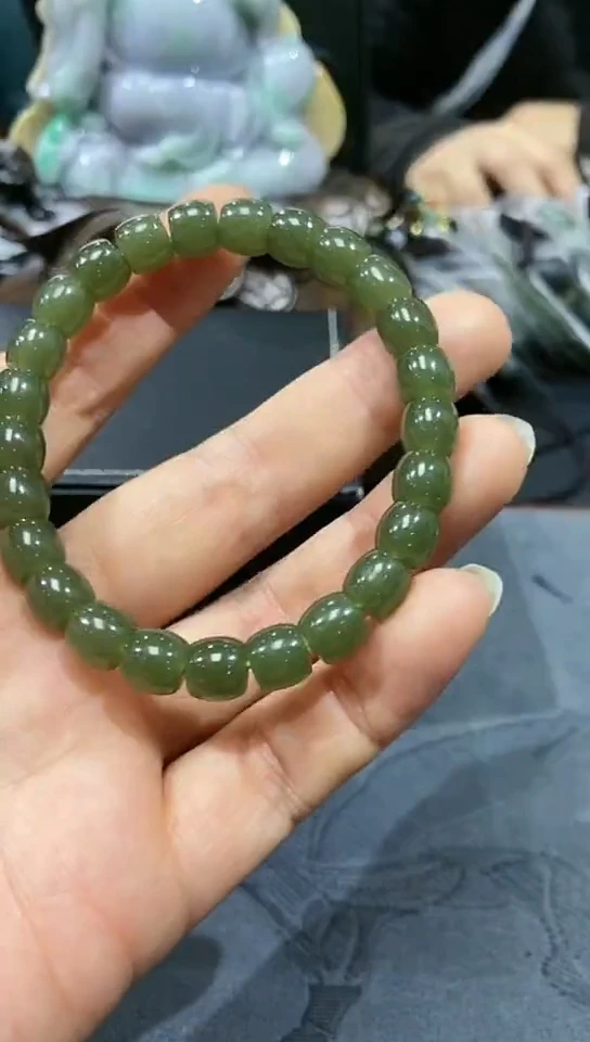未镶嵌和田玉（糖玉）车挂u****0和田玉